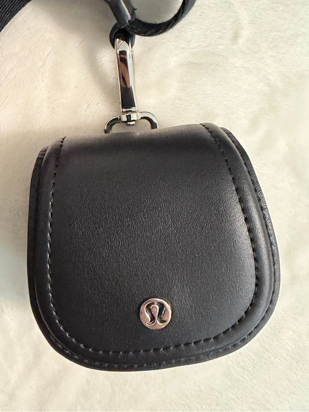 2 in 1 Lululemon Leather bag